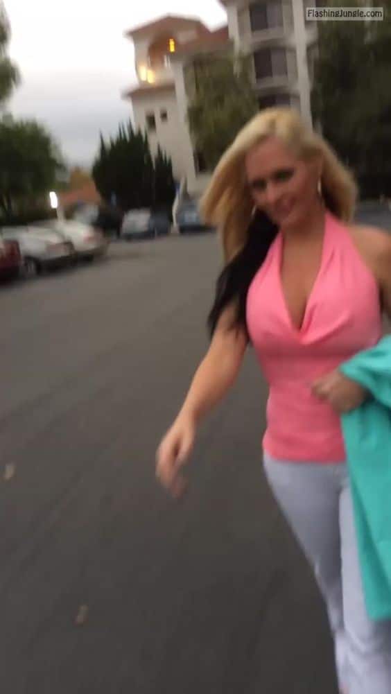 Luxury blondes cleavage in pink caught by kinky passerby voyeur boobs flash 
