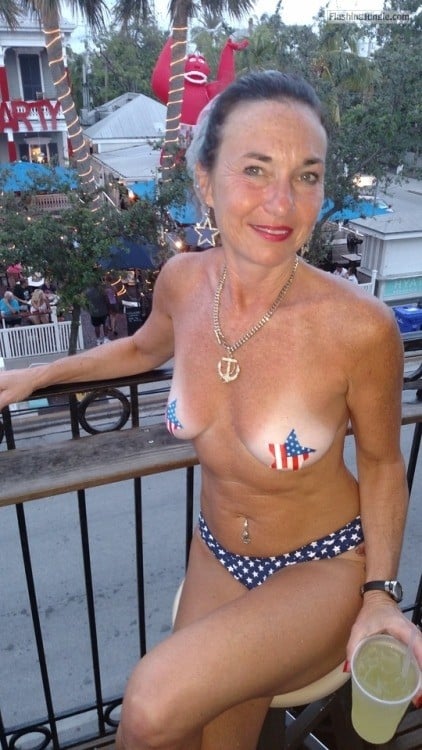 topless selfies - American granny topless on balcony - Mature Flashing Pics