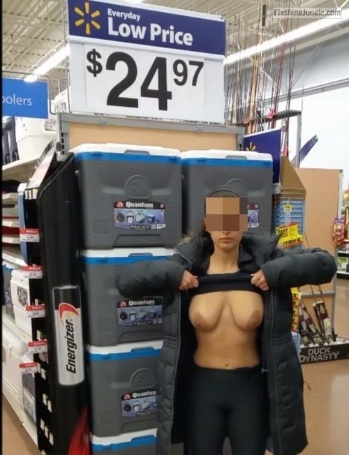 Walmart flashing her pancake nipples and saggy tits public flashing flashing store boobs flash