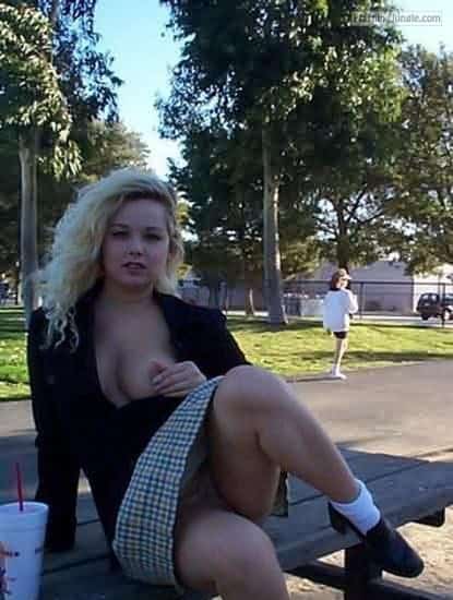 Upskirt Pics Teen Flashing Pics Pussy Flash Pics Public Flashing Pics No Panties Pics Boobs Flash Pics - Chubby blonde teen with curly hair no underwear