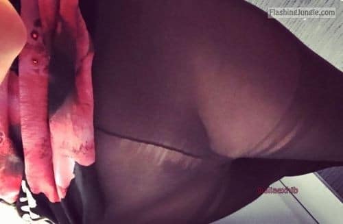 aliaexhib: pantyless under my nylon Well done @aliaexhib no panties 
