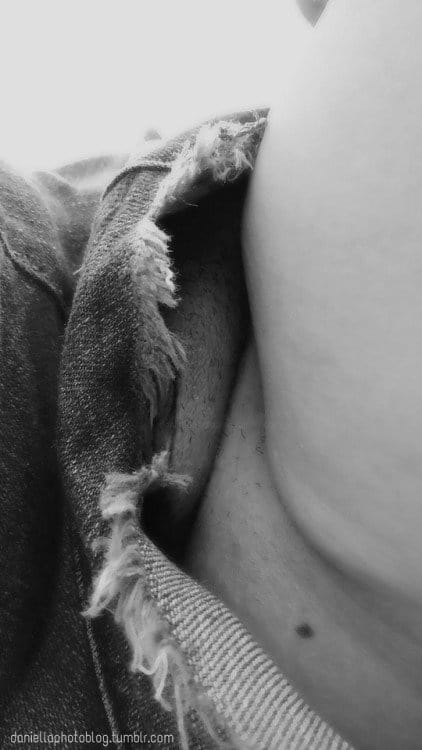 art of jbnudes - daniellaphotoblog: Esto para mí es arte…. Una foto en la calle… - No Panties Pics