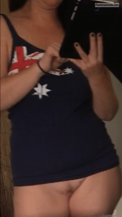 skywritter88: Happy Australia Day ?? and the map of Tassie no panties 