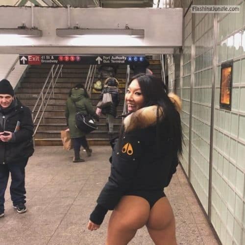 nudist voyeurs: Asa Akira, 32, participates in ‘No pants Subway... public flashing