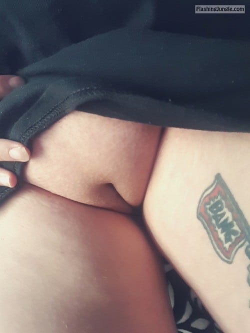 hornybiprincess: Its an oversized tshirt and no panties kinda... no panties