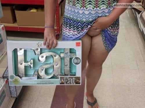 allaboutthefun32: When you find that perfect sign ? no panties 