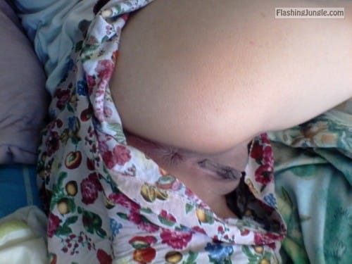 amish hole in sheet - ahundredsins: Shorts with big leg holes + no panties= perfect… - No Panties Pics