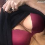918milftexter: Oh how I wish I had a fun, sexy lunch partner today. Instead I’m just horny and…