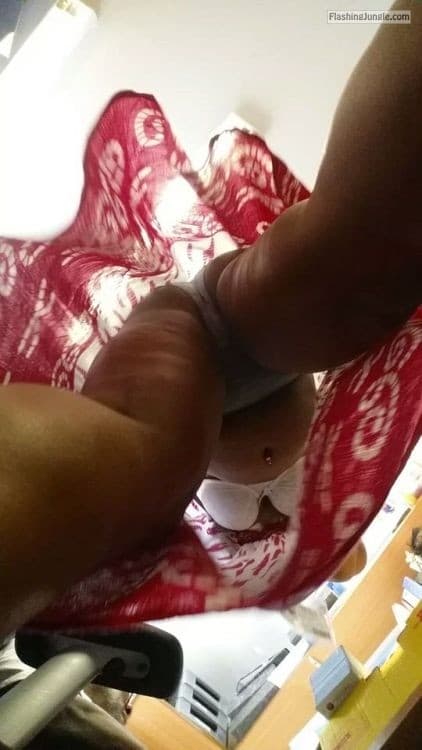 accident black pussy upskirt pic - Upskirt at work for my hubby - Public Flashing Pics
