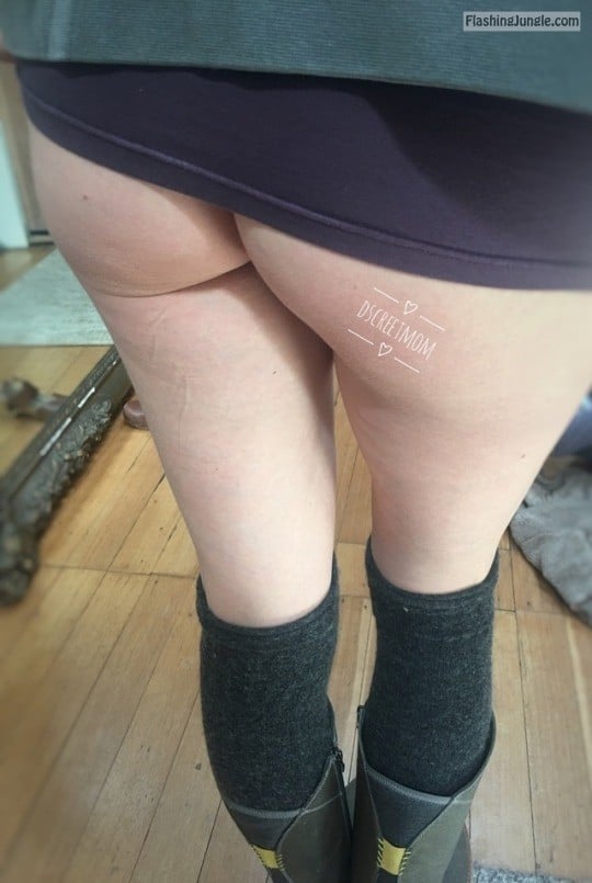 thong rear view - dscreetmom: It’s too chilly out for this!!☃️❄️Maybe I need a thong… - No Panties Pics