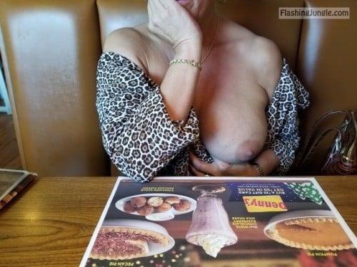 Woman Big Boob Out In Restaurant Boobs Flash Pics Mature Flashing Pic