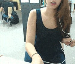 Photo Public Flashing Pics from Google, Tumblr, Pinterest, Facebook