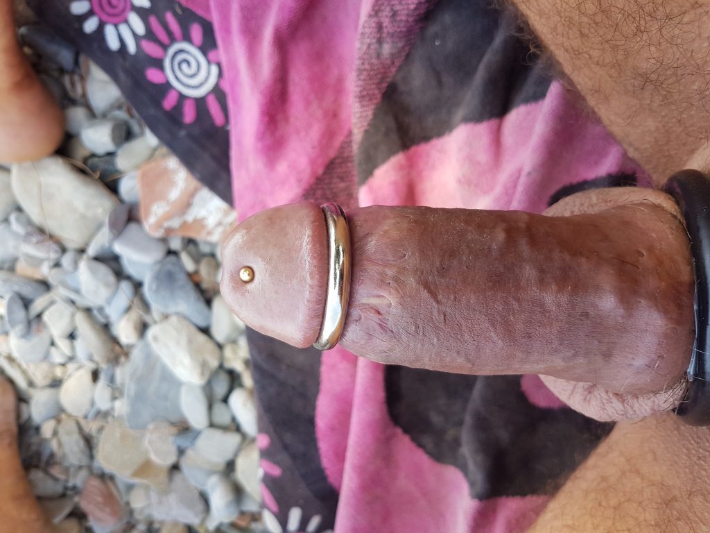 Amateur dick flash on beach piercing show off nude beach dick flash