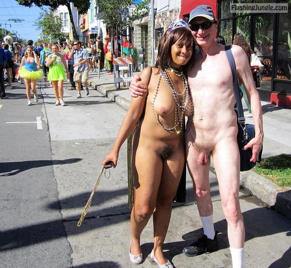 Public Nudity Pics: Exhibitionist nude couple public flashing at San Francisco Bay to Breakers nude couples Bay to Breakers