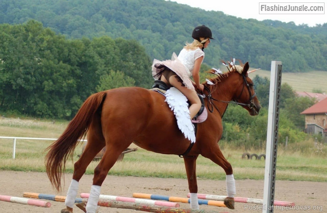 flashing jungle tumblr - tumblr_ndh5vkStDu1tv0bh4o1_1280 - Bitch Flashing Pics