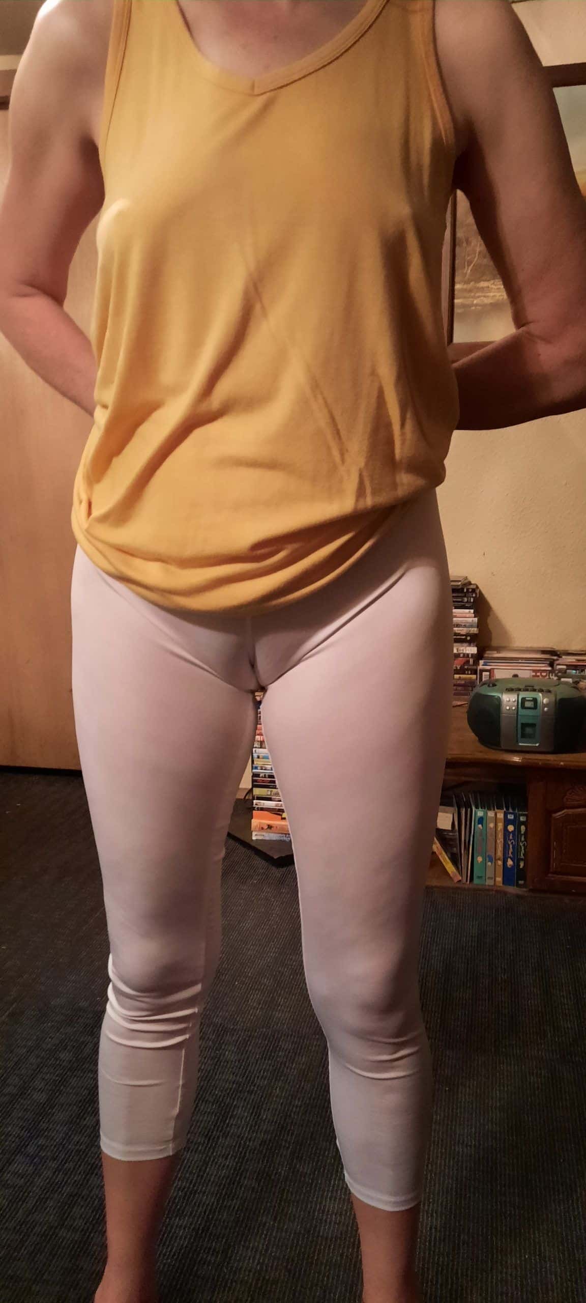 matures flashing - Mature camel toe Mature camel toe - Hotwife Pics