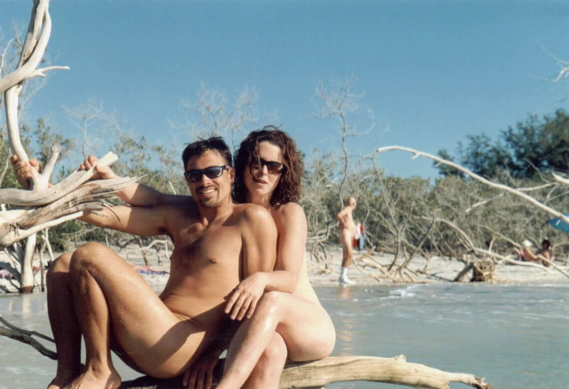 Beach Couple Enjoy Summer Nudity real nudity nude beach