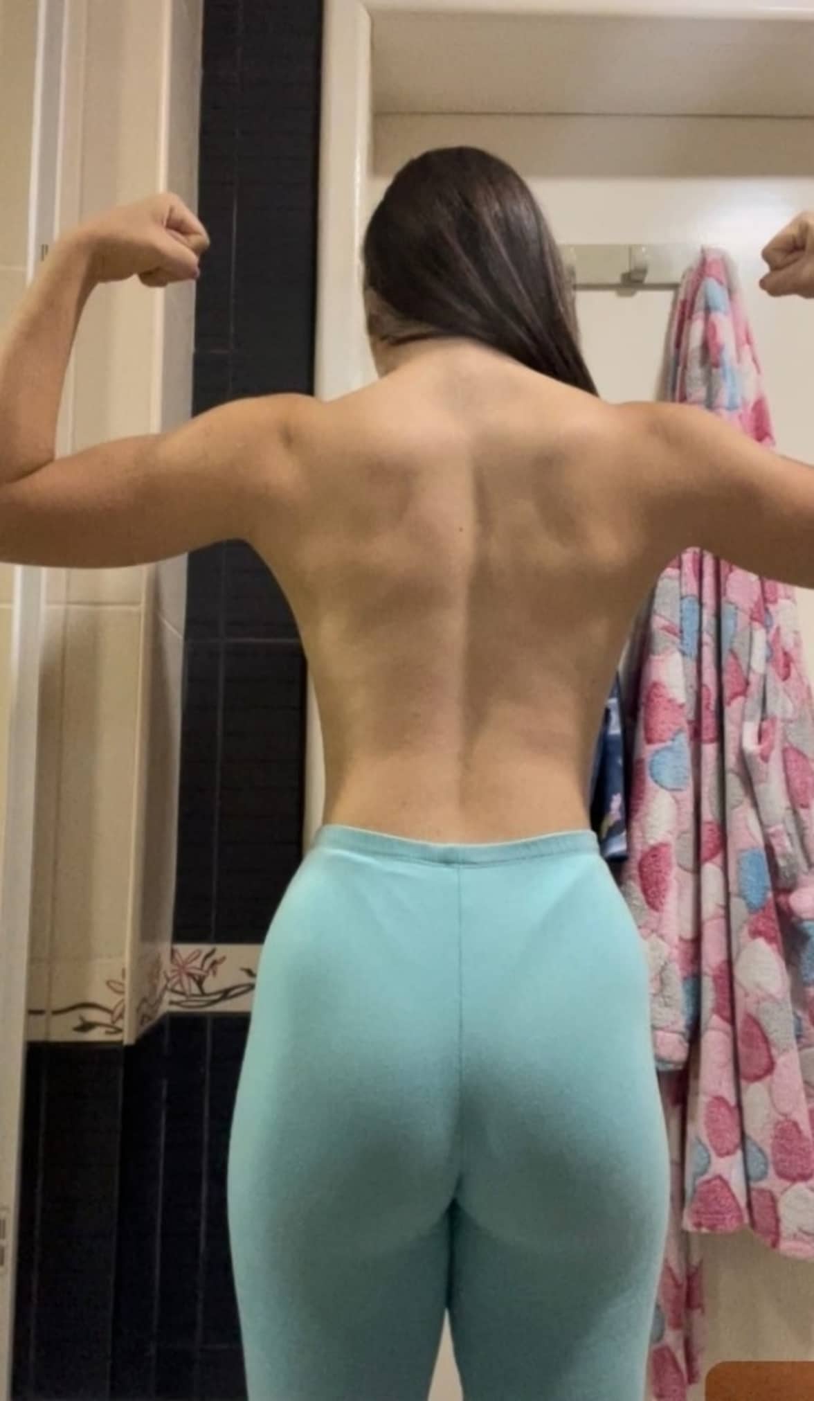 Gym girl topless back Sexy Mala Anja teen real nudity