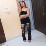 Sexy indian chubby housewife