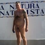 This cock is really big! Is it a fake photo???