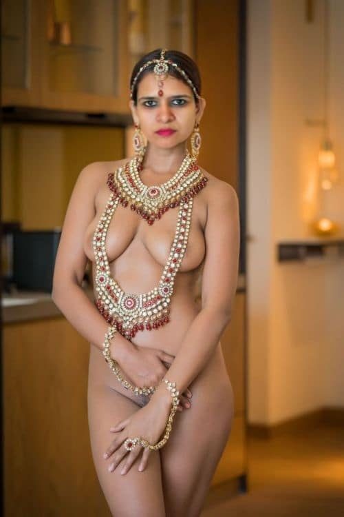 traditional yespornpic - Sagarika Das Boldly Displays Her Curves Sagarika Das stands nude, adorned with traditional Indian jewelry, showcasing her curvy figure and confident demeanor in a bedroom setting. - Bitch Flashing Pics