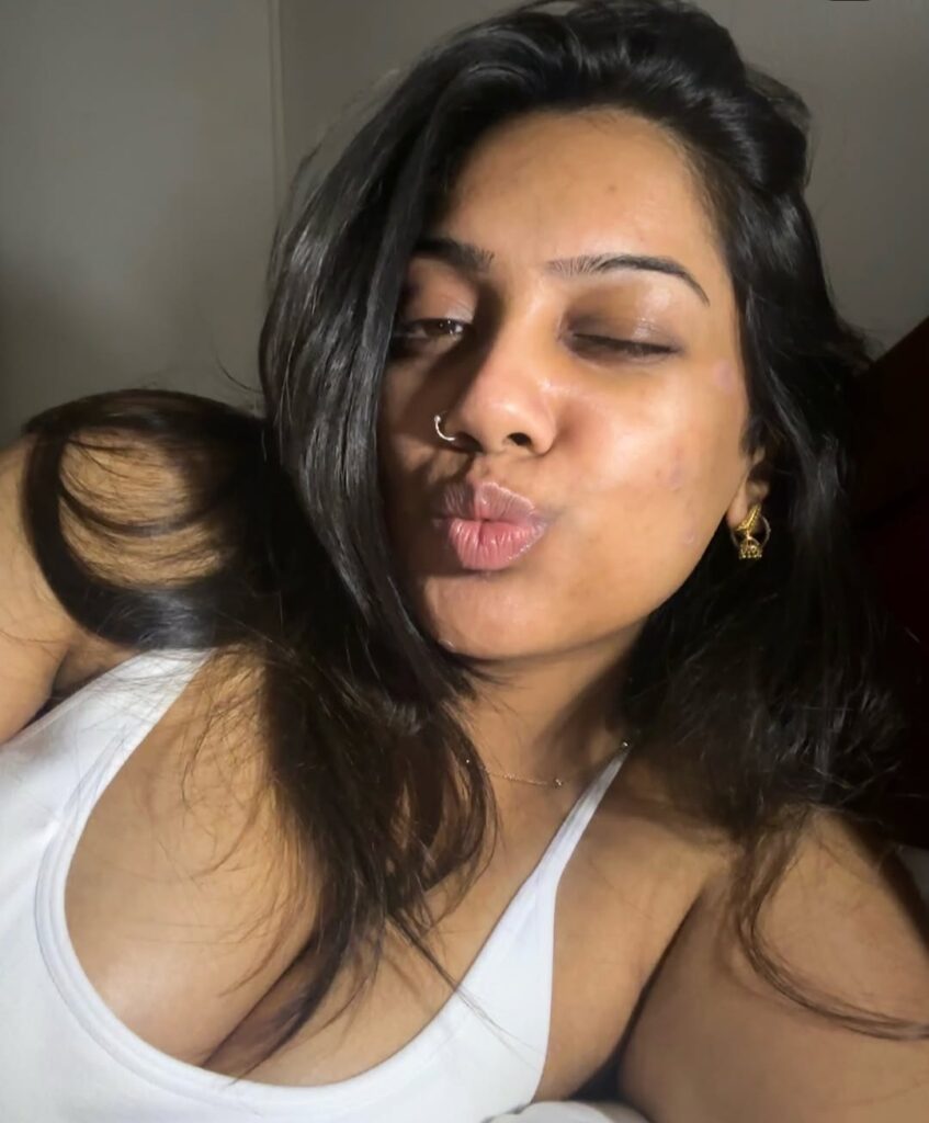 Yuvna, 24, submissive and shy slut
